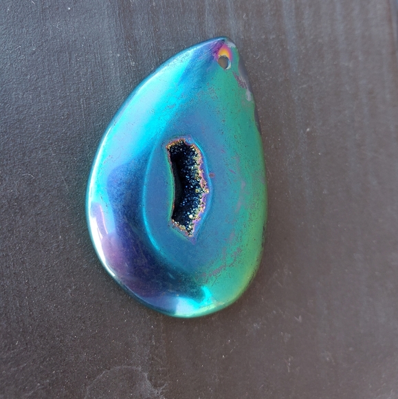 New Oversized Rainbow Hematite Teardrop Pendant. - Picture 11 of 13
